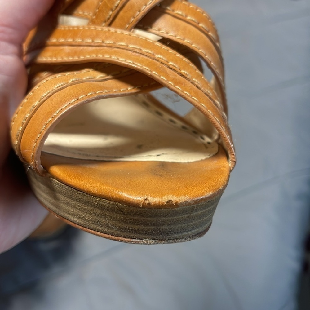 Coach Brynn Leather Tan Sling Back Strappy Heels Size 8 - Picture 7 of 12